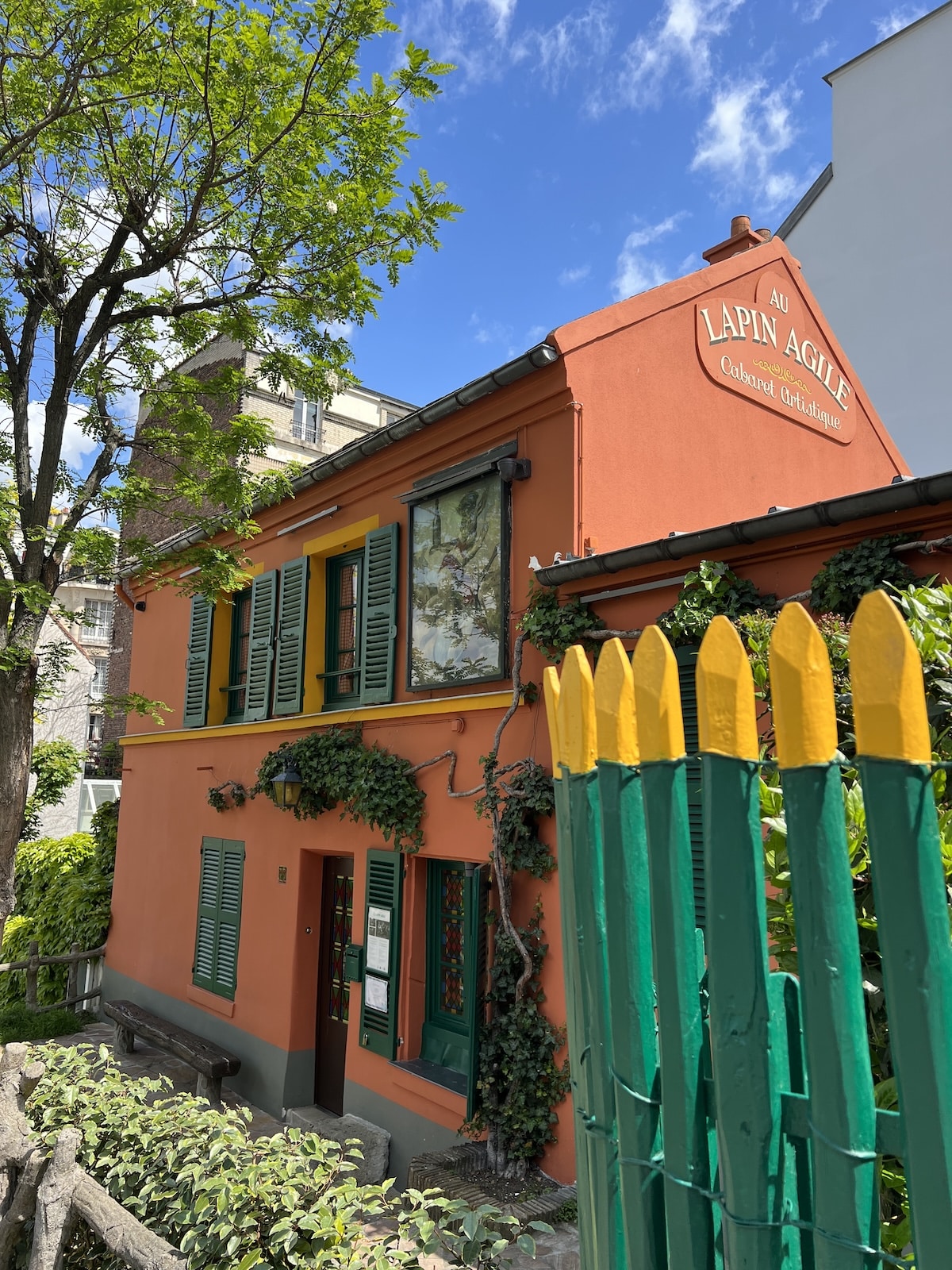 au lapin agile montmartre