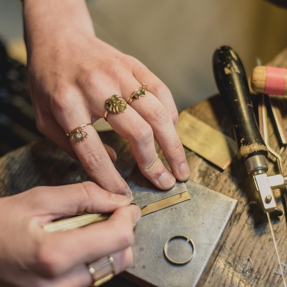 Atelier fabrication bijoux - Montmartre Addict