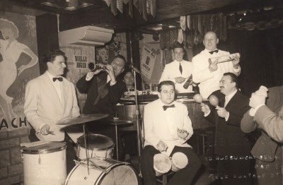 Musiciens à montmartre - PATACHOU_CABARET