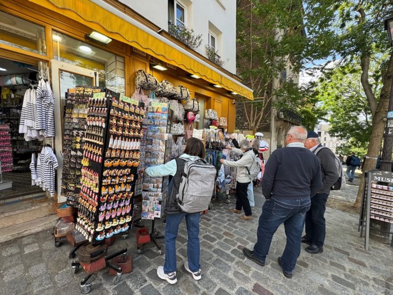 montmartre surtourisme 04 - Crédit Montmartre Addict